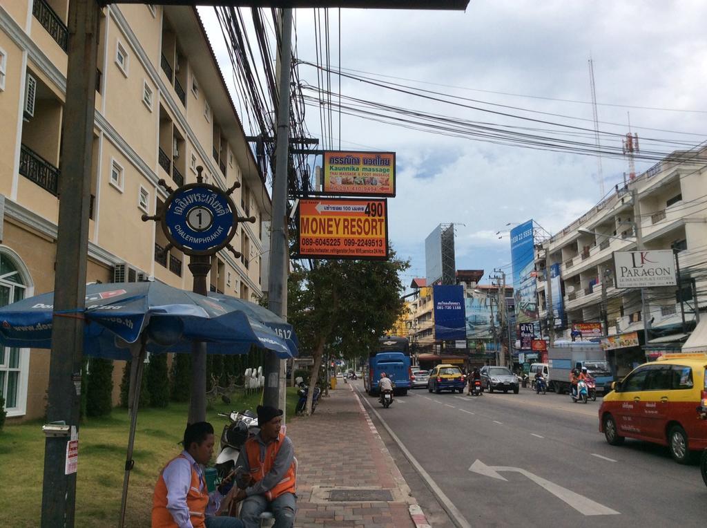 Money Resort Pattaya Buitenkant foto