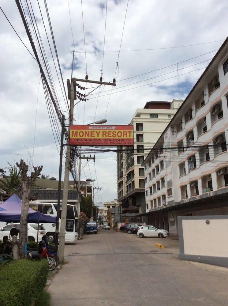 Money Resort Pattaya Buitenkant foto