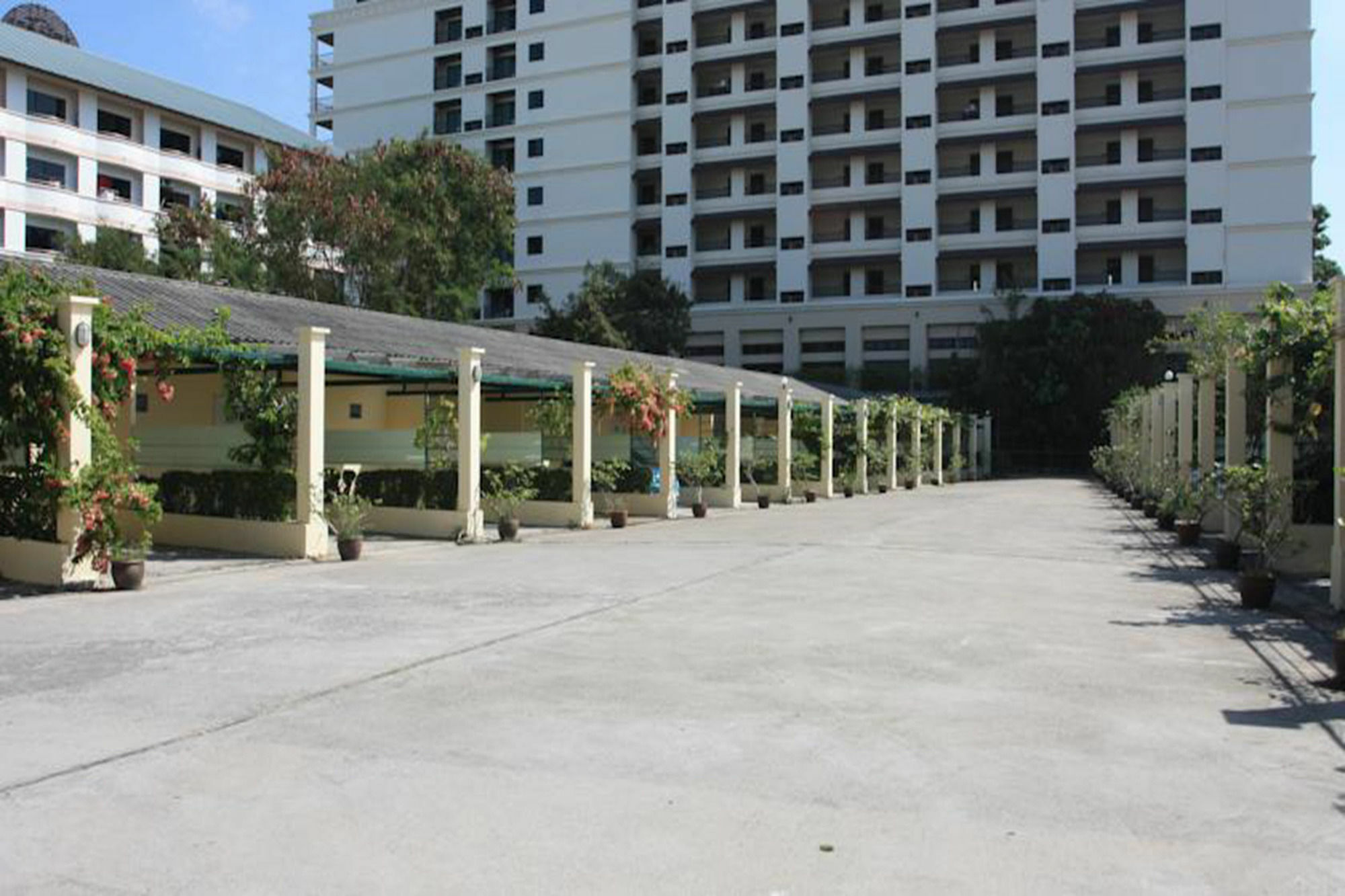 Money Resort Pattaya Buitenkant foto